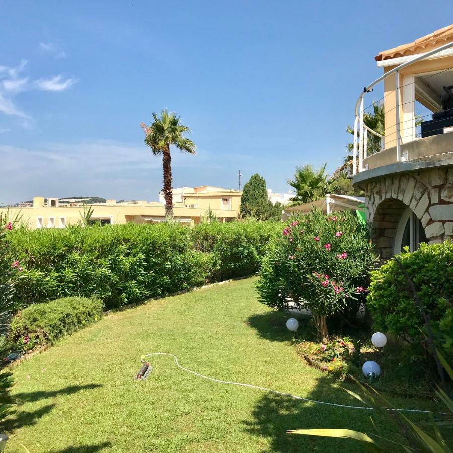 Villa Sandor Sanary-sur-Mer Exterior photo